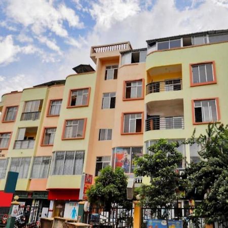 Hotel H K Residency Near Kalakshetra Guwahati Exterior foto