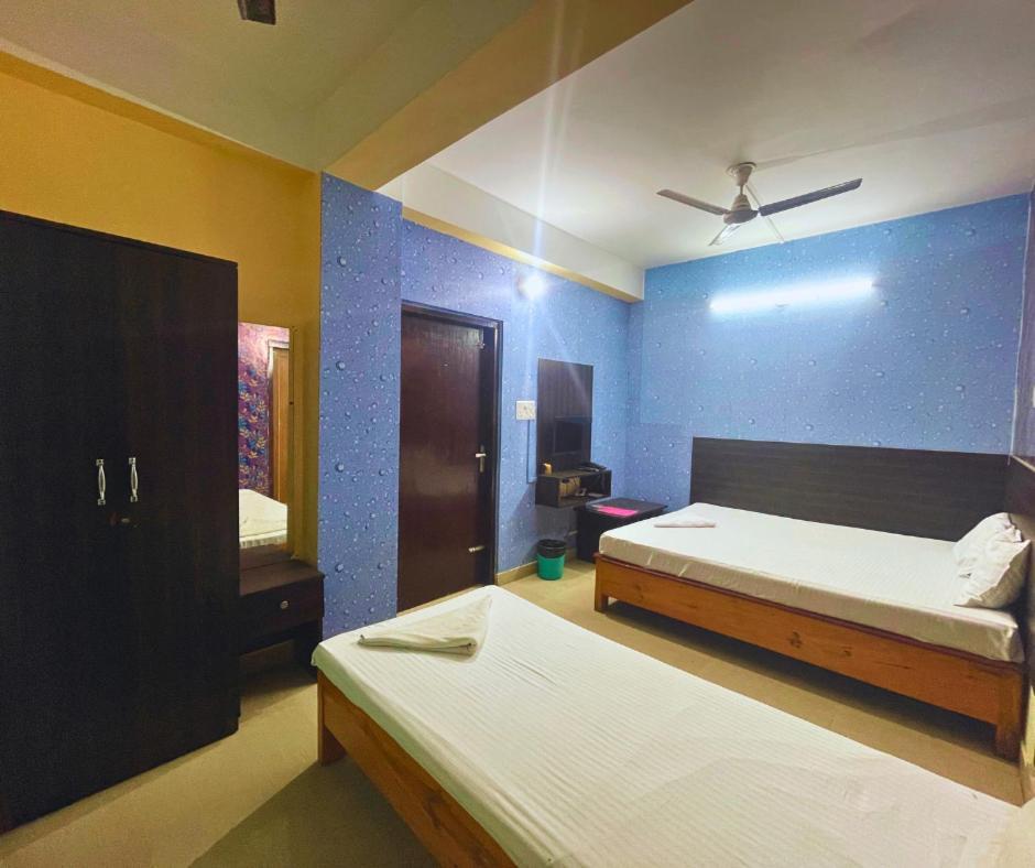 Hotel H K Residency Near Kalakshetra Guwahati Exterior foto