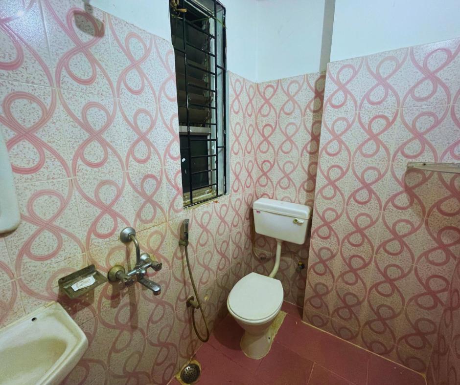 Hotel H K Residency Near Kalakshetra Guwahati Exterior foto